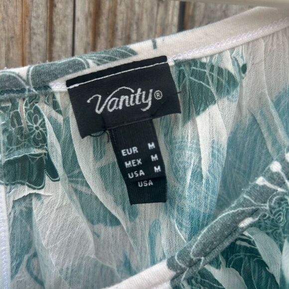 Vanity blouse thing short sleeve puffed size medium - Picture 3 of 7